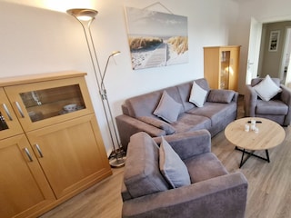 Smart TV und Sitzecke