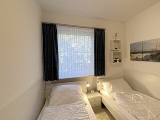 Schlafzimmer mit 2 Einzelbetten