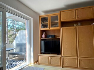 Blick zum Balkon;Doppelschrankbett