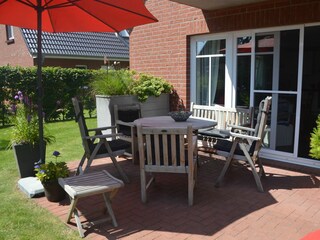 Terrasse mit Strandkorb