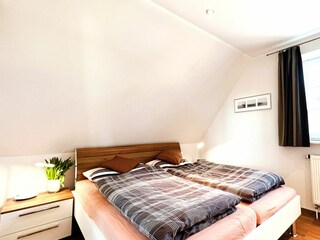 Schlafzimmer 2 im 1.OG