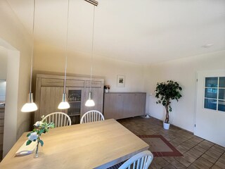 Essplatz und Schrankwand