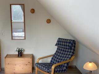 Ruhesessel im Schlafzimmer