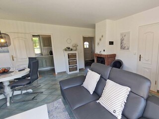 Wohnzimmer mit Kamin