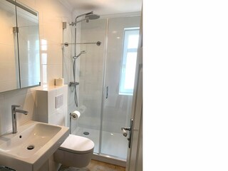 Duschbad mit Fenster