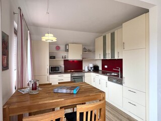 offene Küche und Essecke