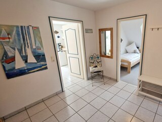 Großzüger Eingangsbereich.