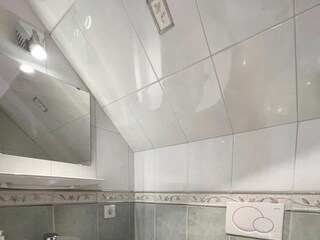 Toilette auf der oberen Schlafgalerie