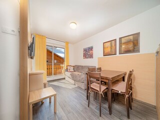 Apartment Uvernet-Fours Ausstattung 15