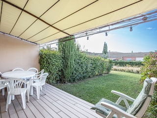 Villa Homps Outdoor Recording 2