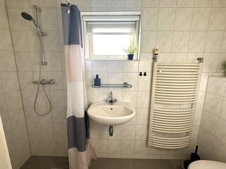 Badezimmer 2