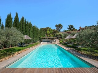 Villa Eyragues Outdoor Recording 16