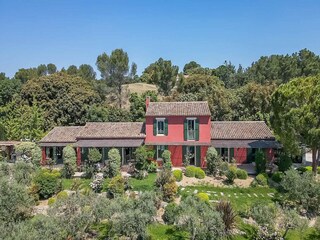 Villa Eyragues Outdoor Recording 25