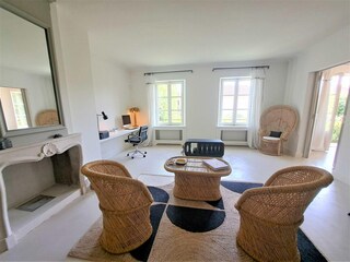 Villa Maillane Features 43