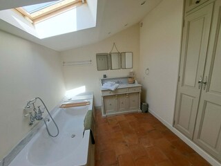 Villa Maillane Features 34