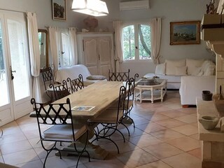 Villa Orange (Vaucluse) Features 24