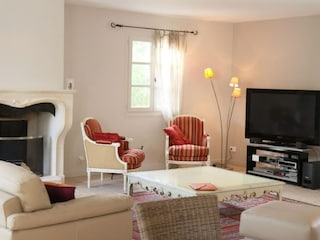 Apartment Cabrières-d'Avignon Features 5