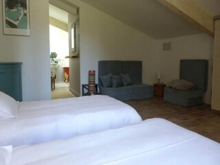 Villa L'Isle-sur-la-Sorgue Kenmerken 36