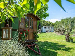 Villa Arles Outdoor Recording 2