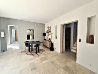 Villa Saint-Remy-de-Provence Features 51