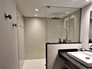 Villa Saint-Remy-de-Provence Features 62