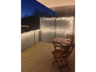 Teilüberdachte Terassae