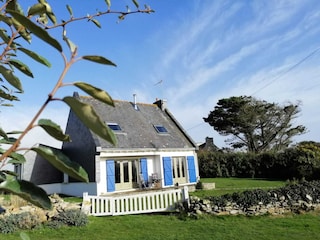 Ferienhaus Plozévet Außenaufnahme 1