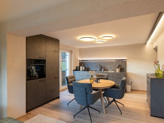 Wohn- und Essbereich mit Küche