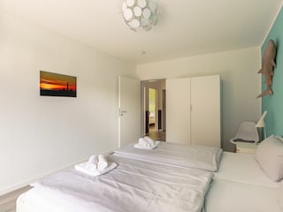 2. Schlafzimmer