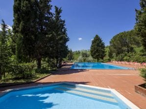 2-room holiday apartment La Betulla on the estate Il Poggio