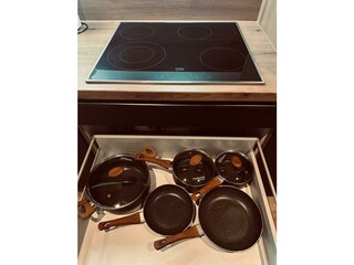 cb3c195b-52e5-466a-868f-b838a99d5ac0 (2)