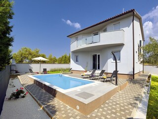 Casa per le vacanze Divšići Registrazione all'aperto 7