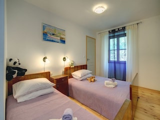 Holiday house Batlug Features 22