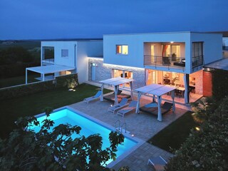 Maison de vacances Karigador Enregistrement extérieur 2