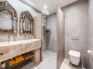 Villa Salema Features 38