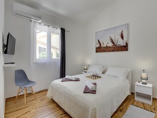 Ferienhaus Pinezići Ausstattung 17