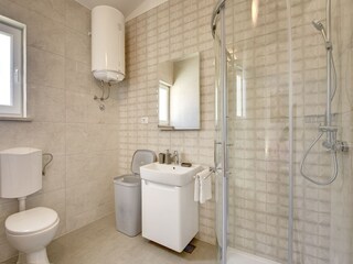 Ferienhaus Pinezići Ausstattung 13