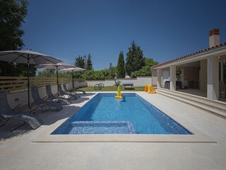 Ferienhaus Pinezići Außenaufnahme 4