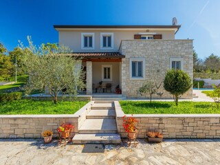 Ferienhaus Beram Außenaufnahme 2