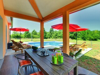Villa Beram Outdoor Recording 11