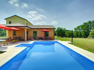 Villa Beram Outdoor Recording 7