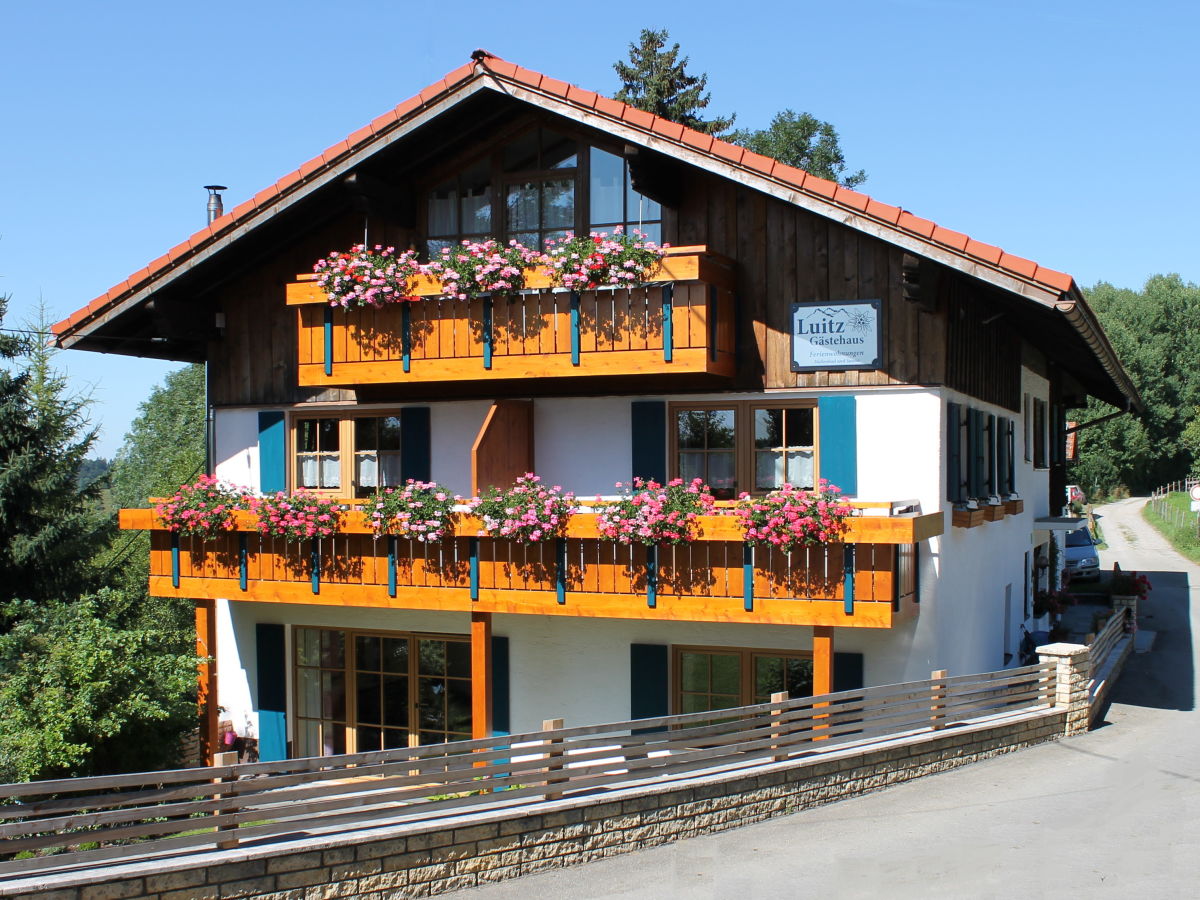 Gästehaus Luitz mit Hallenbad