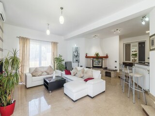 Villa Loborika Features 26
