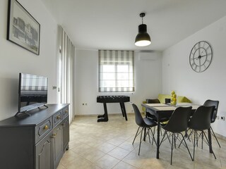 Apartment Galižana Ausstattung 17
