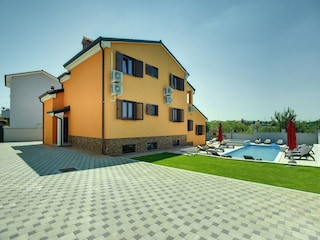 Villa Pula Außenaufnahme 11