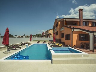 Villa Pula Buitenaudio-opname 3