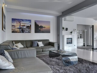 Villa Vinkuran Features 17