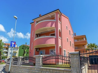 Apartment Ližnjan Außenaufnahme 9