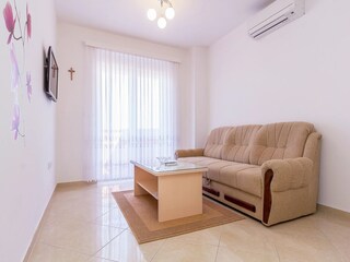 Apartment Ližnjan Features 18