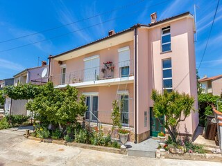 Appartement Ližnjan Buitenaudio-opname 2